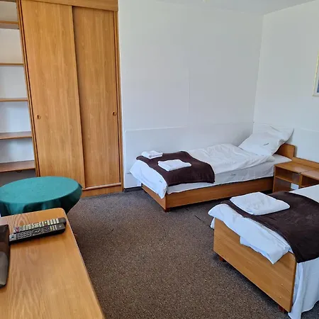 אתר נופש Osrodek Edukacji Lesnej Lesnik W Zakopanem זקופאנה